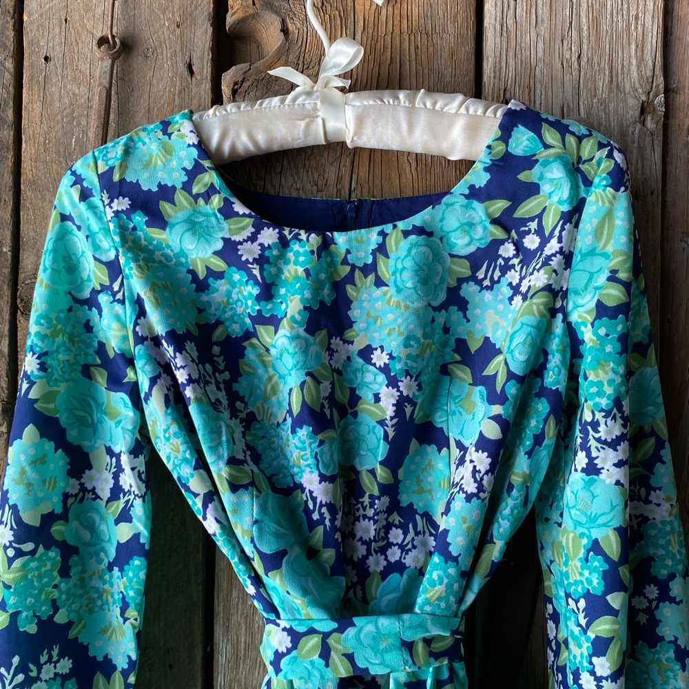 Vintage Floral Dress - Picture 5 of 8
